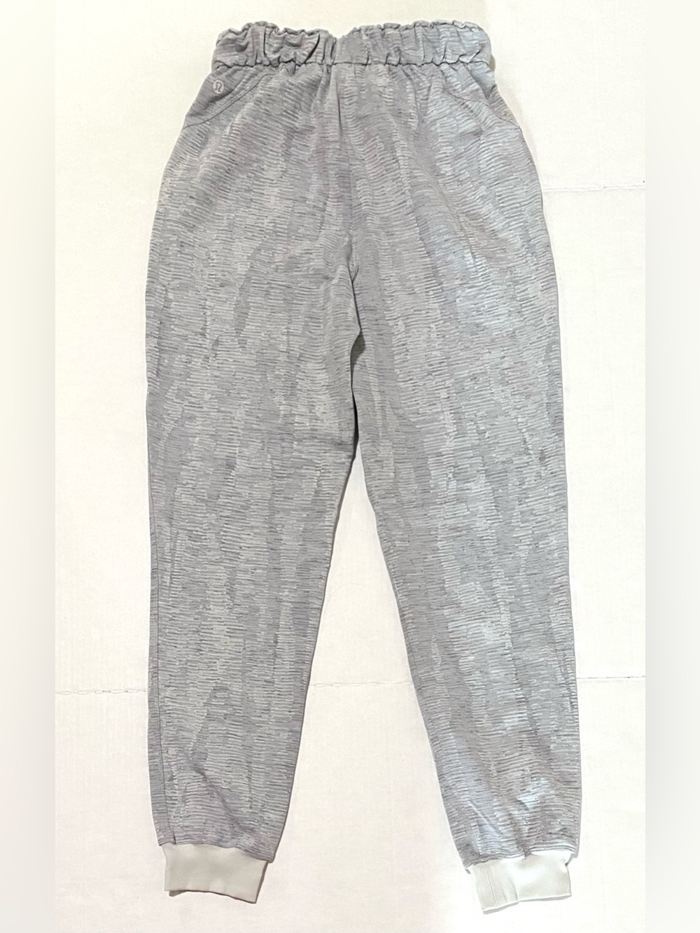 Lululemon Womens 4 Linear Tempo Silver Stretch High Rise Joggers Activewear - Picture 6 of 14